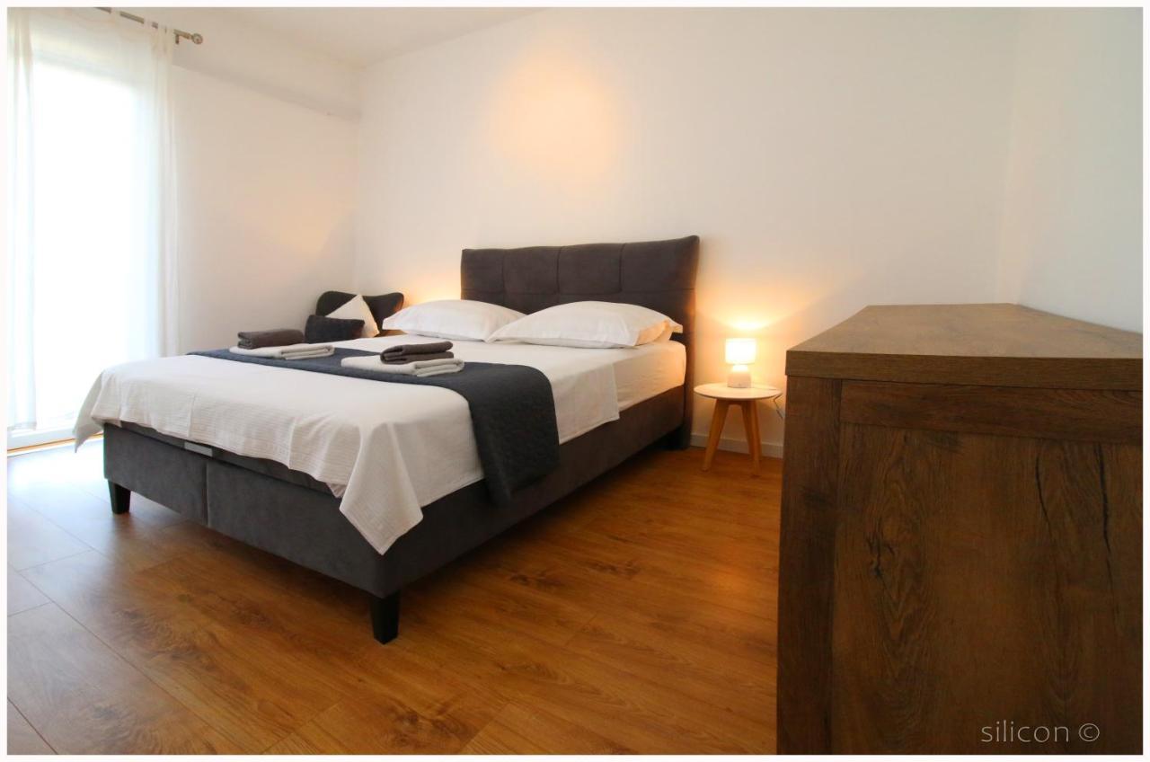 Apartman Silicon Примоштен Экстерьер фото